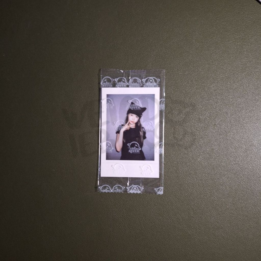 HEARTS2HEARTS OFFICIAL POLAROID THE CHASE STARRIVER VCE 4.0 H2H YEON