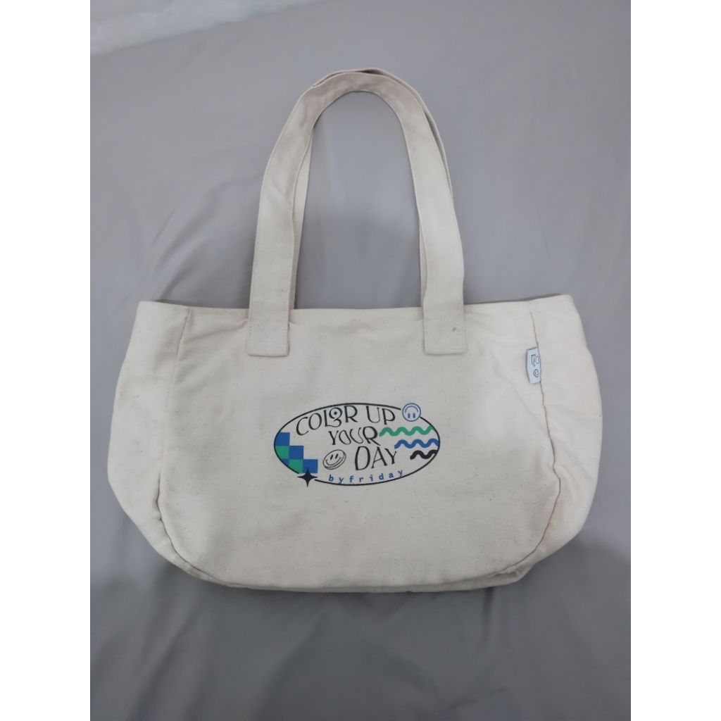 (PRELOVED) TOTEBAG MERK BY.FRIDAY