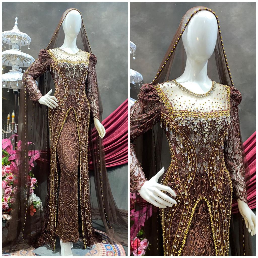 Gaun Pengantin Mahogani Belah Depan Set Rok Span