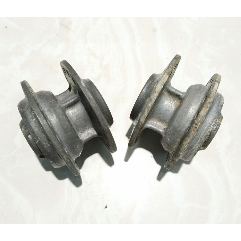 Tromol depan Suzuki GT185 GT125 Original second