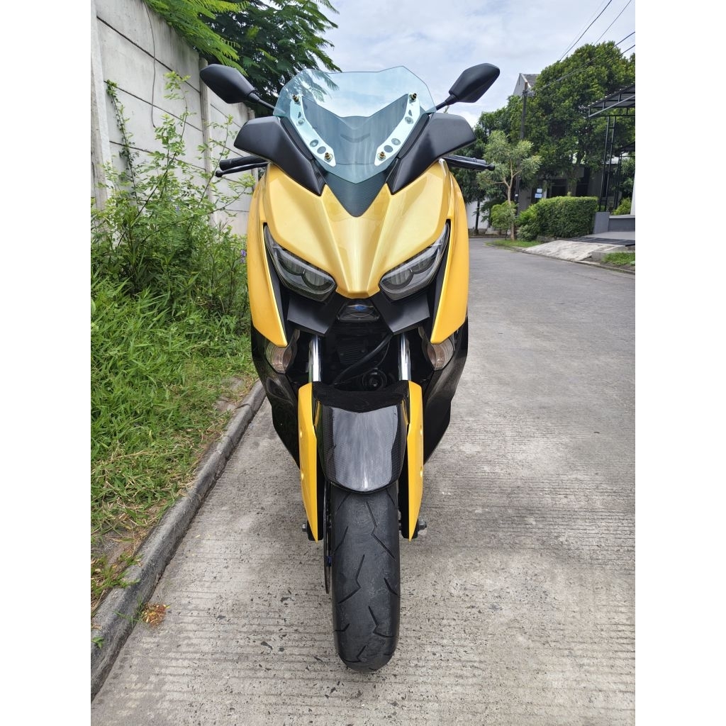 Bekas - Yamaha Xmax old tahun 2018 kuning