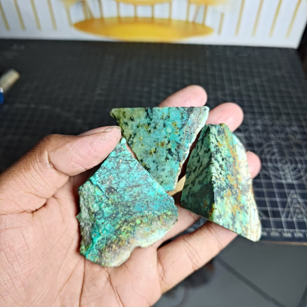 Natural Batu Africa Turquoise Rough / Raw (10)