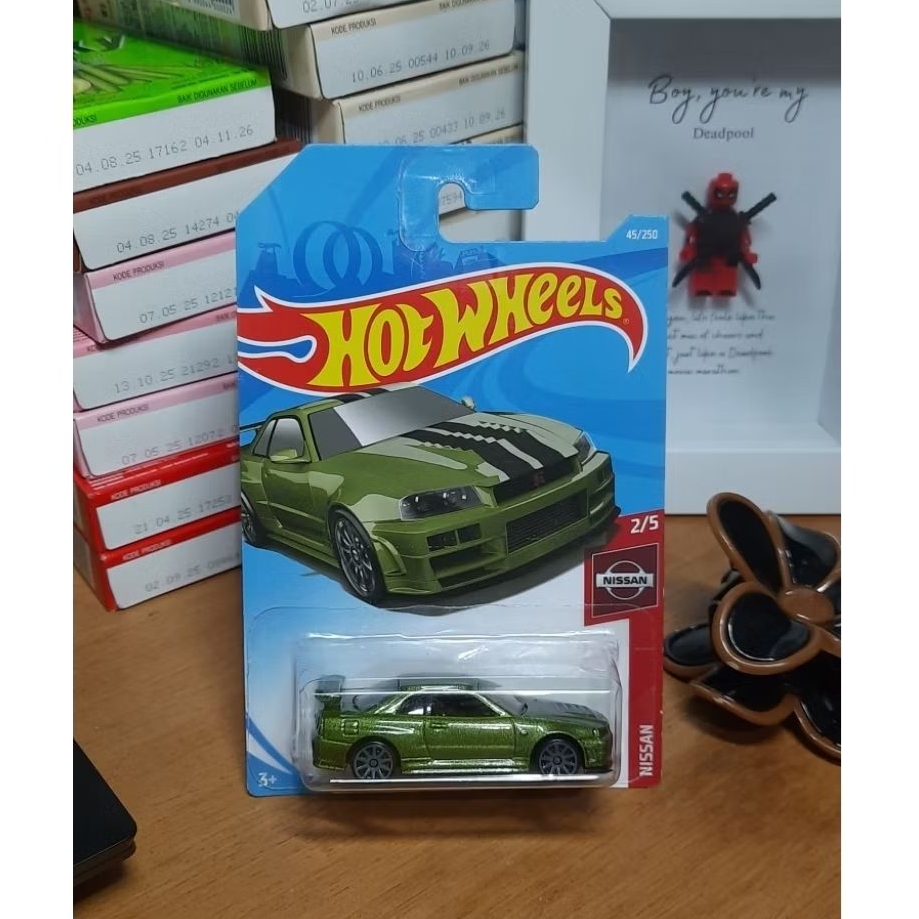 Hot Wheels Nissan Skyline GT-R 34 Hijau