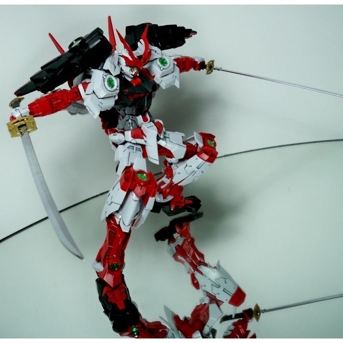 HG 1/144 Gundam Sengoku Astray  + 4 katana + stand base+water slide decal WM 61846