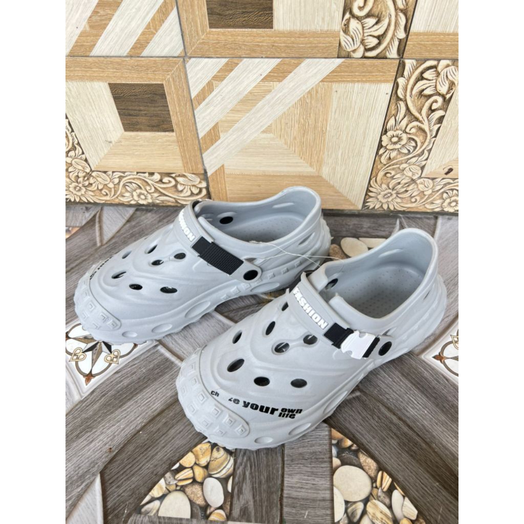 sepatu sandal pria karet slip on