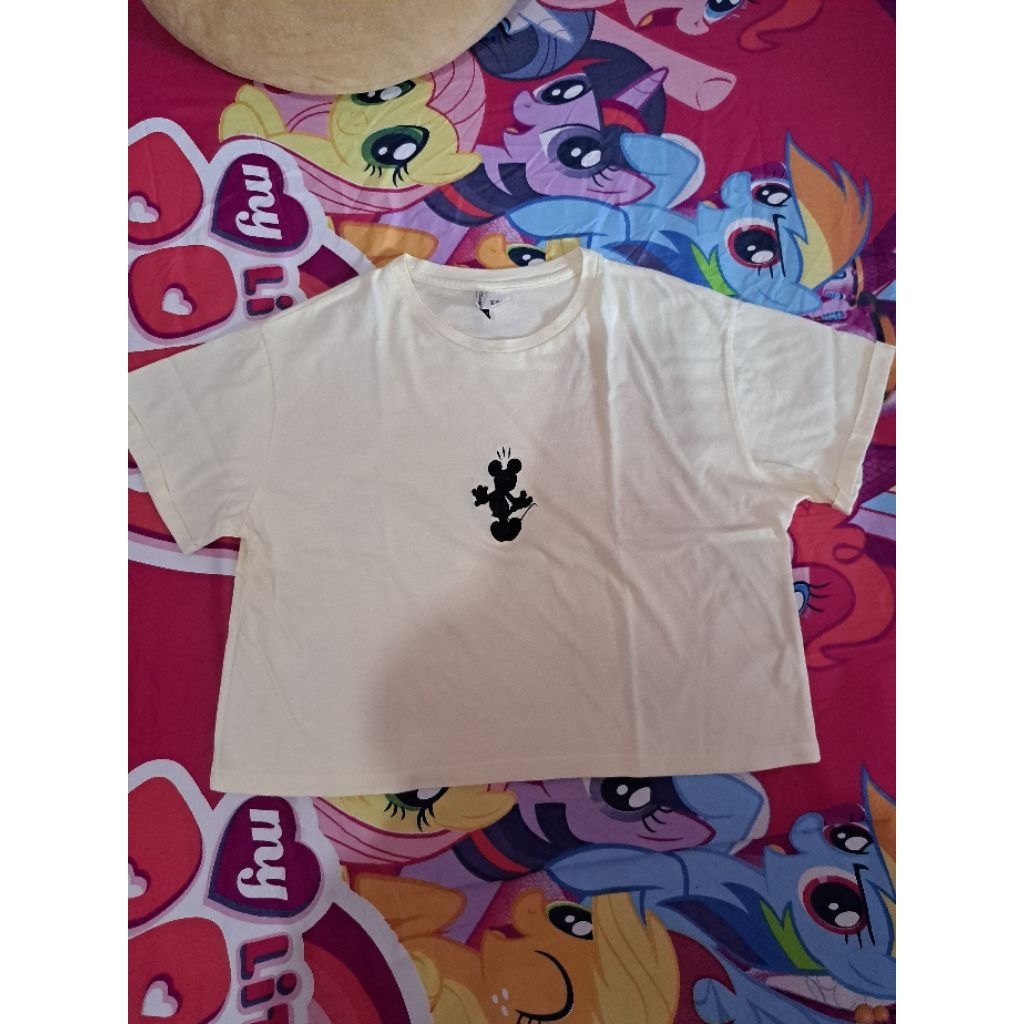 PRELOVED COLORBOX X DISNEY YELLOW CROP TOP SIZE XL
