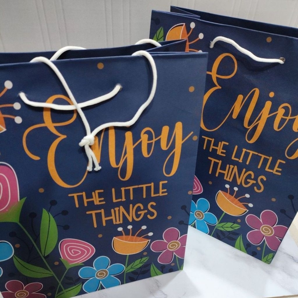 (1pcs) paperbag tas kado aesthetic enjoy the little things