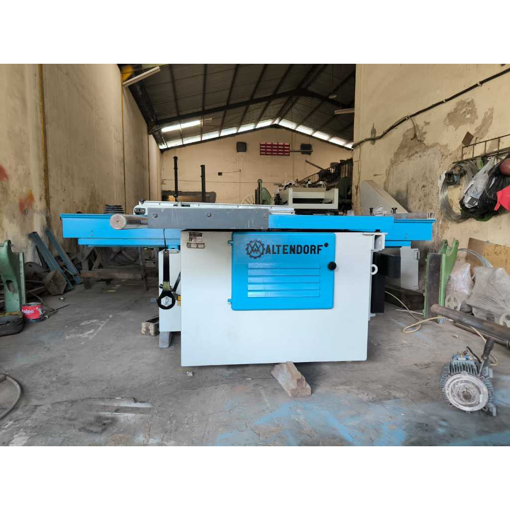 Mesin Panel Saw Altendorf F45 with Scoring Saw Second Rekondisi 90% Kondisi Seperti Baru Made in Ger