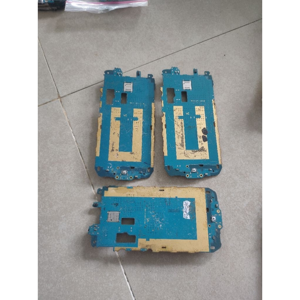 mesin HP Samsung galaxy J1 Ace 4G second stok ada 3 unit