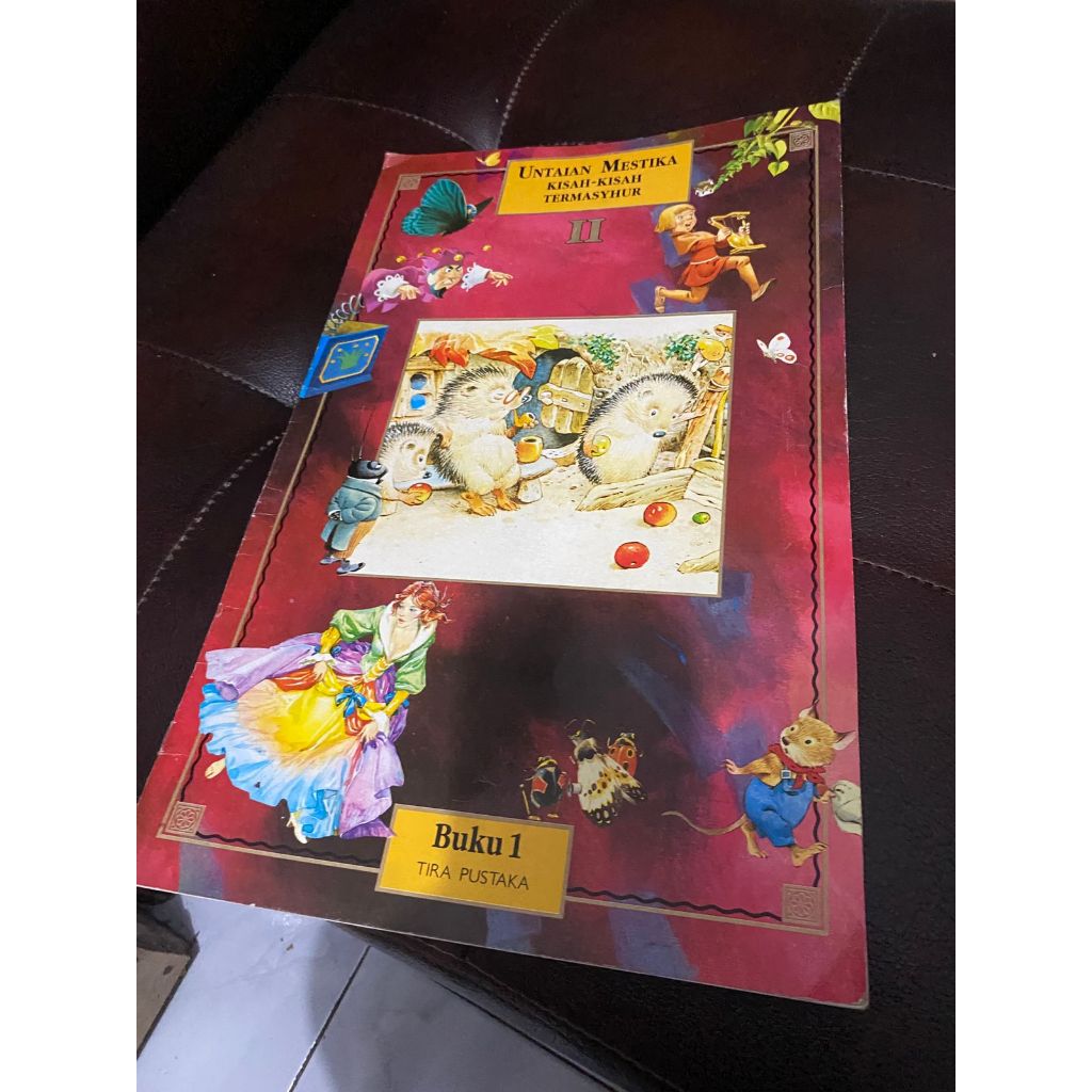 Untaian Mestika Kisah Kisah termasyhur Buku I