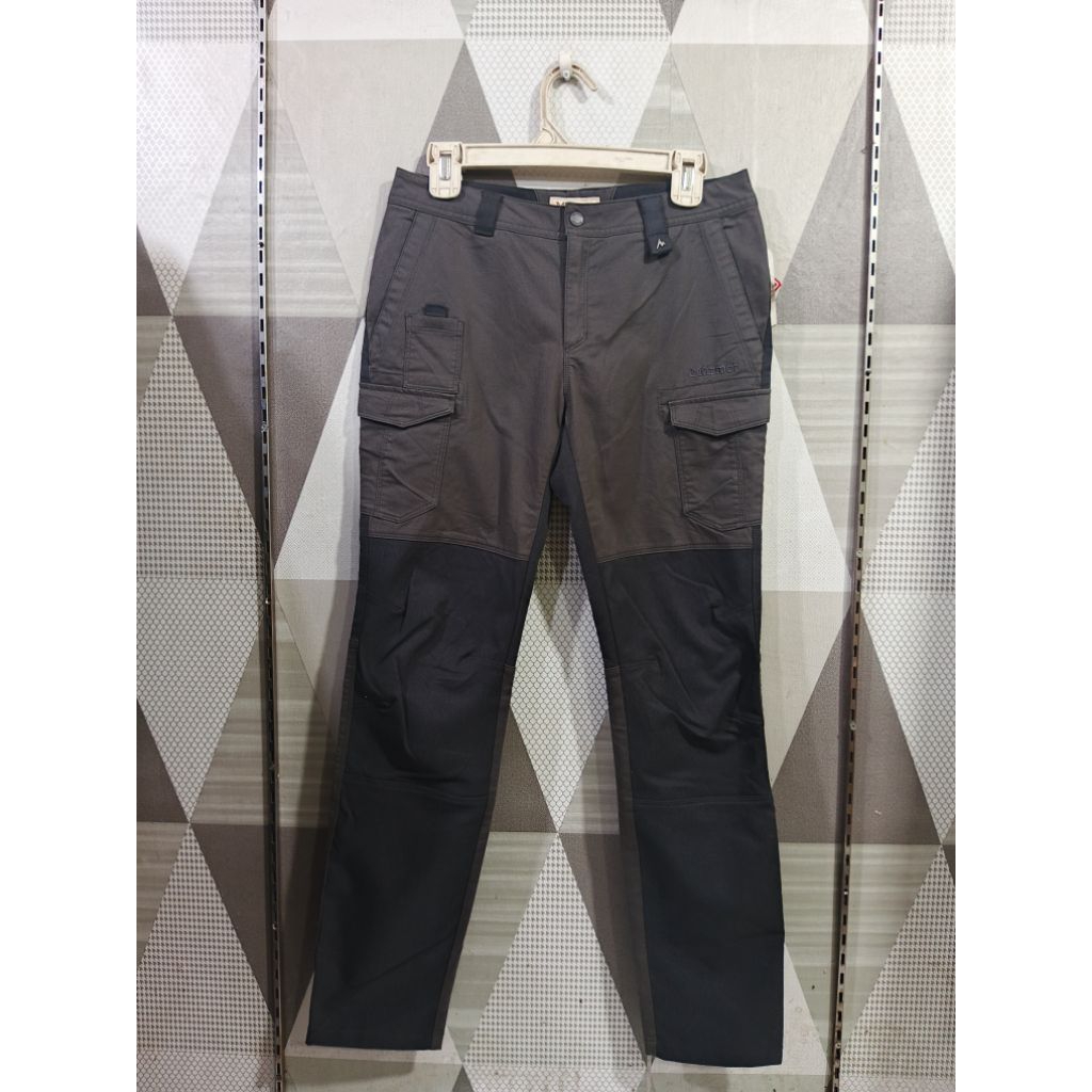 CELANA OUTDOOR MARMOT CARGO PANTS BNWT ORIGINAL