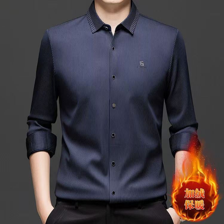 Kemeja lengan panjang pria tebal berbulu musim dingin, bergaris kasual tanpa bekas