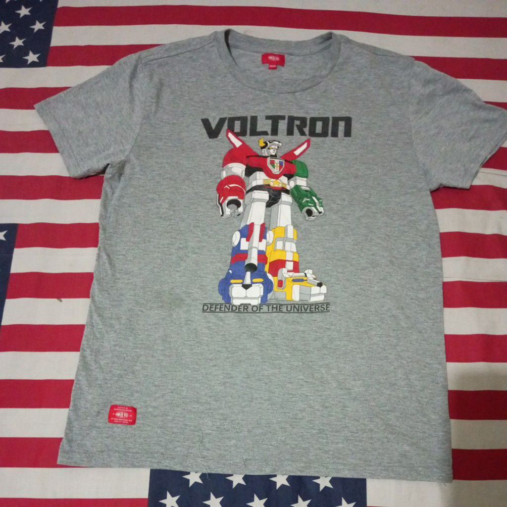 Baju vintage Voltron by American Boulevard