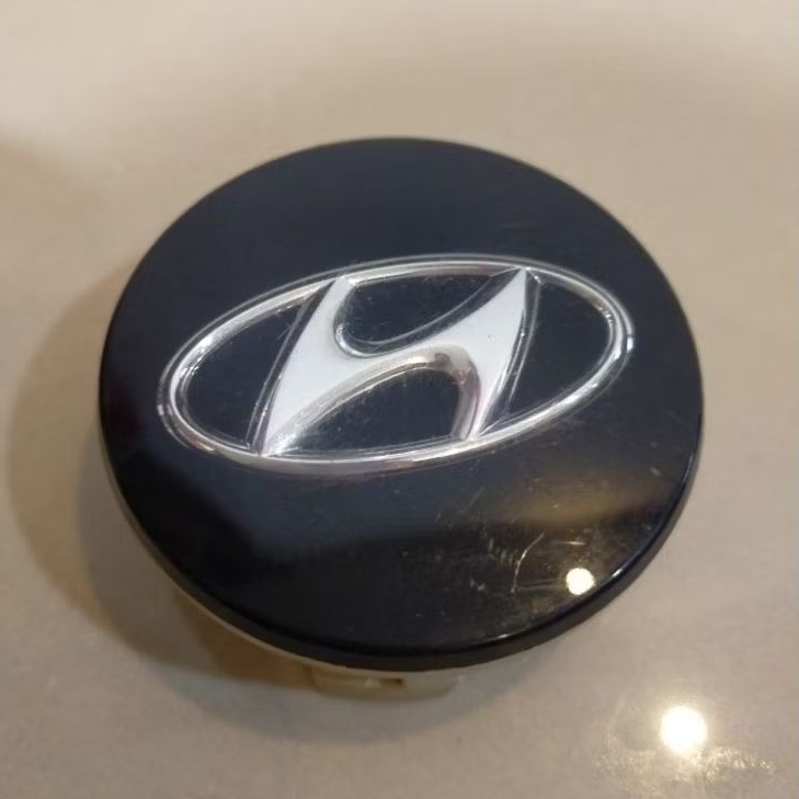 Dop velg mobil hyundai original ukuran 6 cm