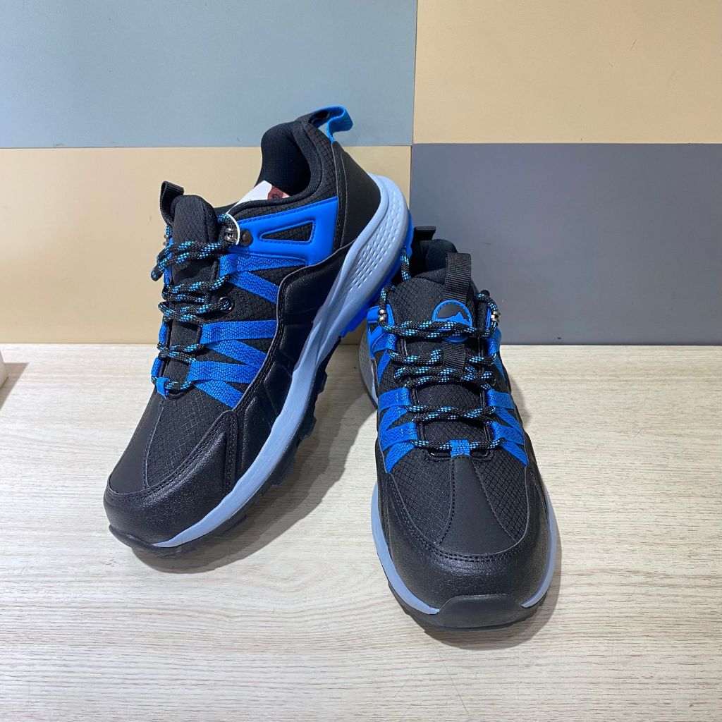 Sepatu Sneakers Pria Hush Puppies