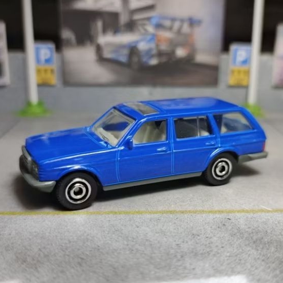 matchbox mercedes-benz w123 wagon