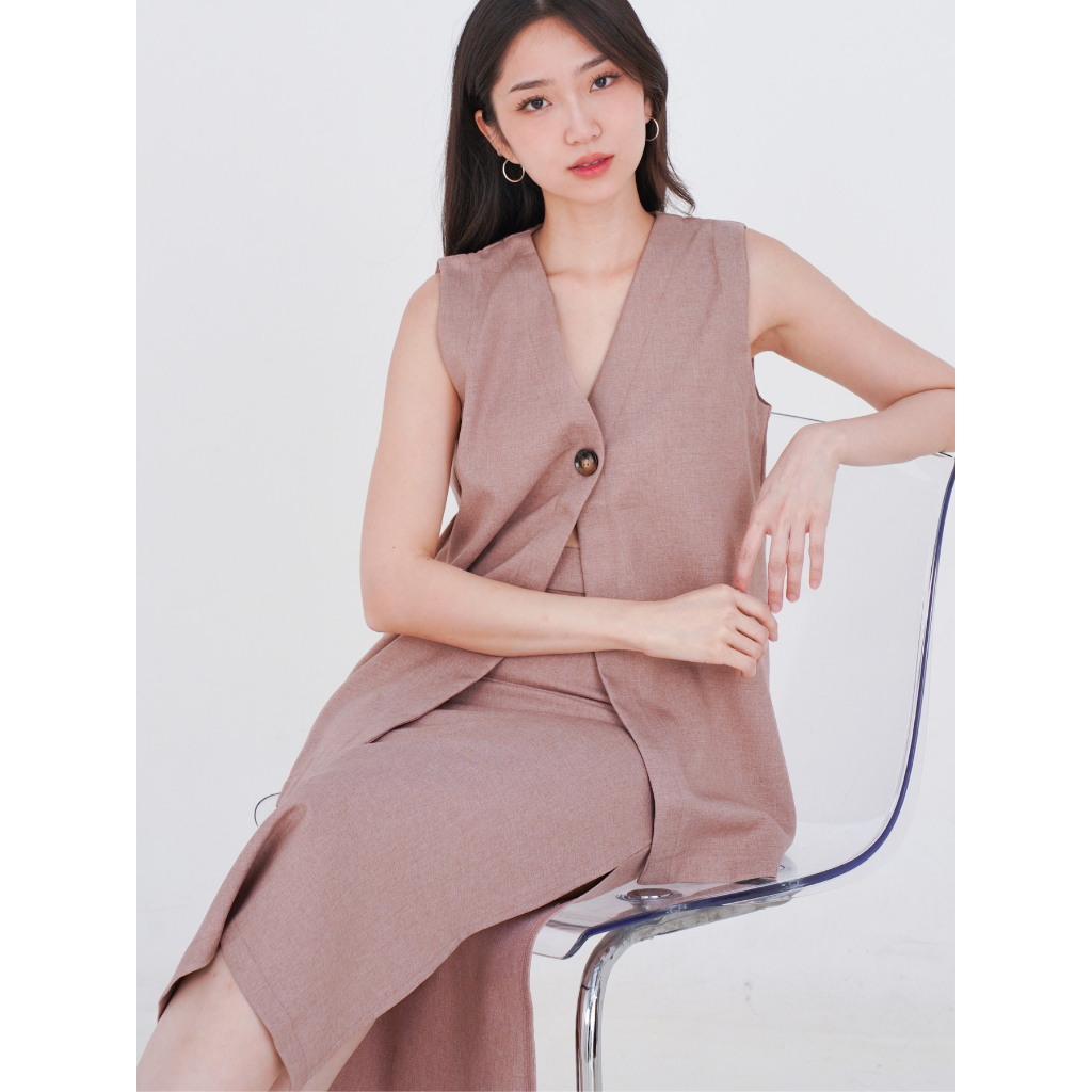 Wearstatuquo Jolene Vest Sleeveless Top - Maple