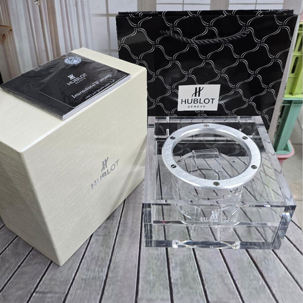 Kotak box jam tangan merk HUBLOT watch model Original Transparan Kaca fullset