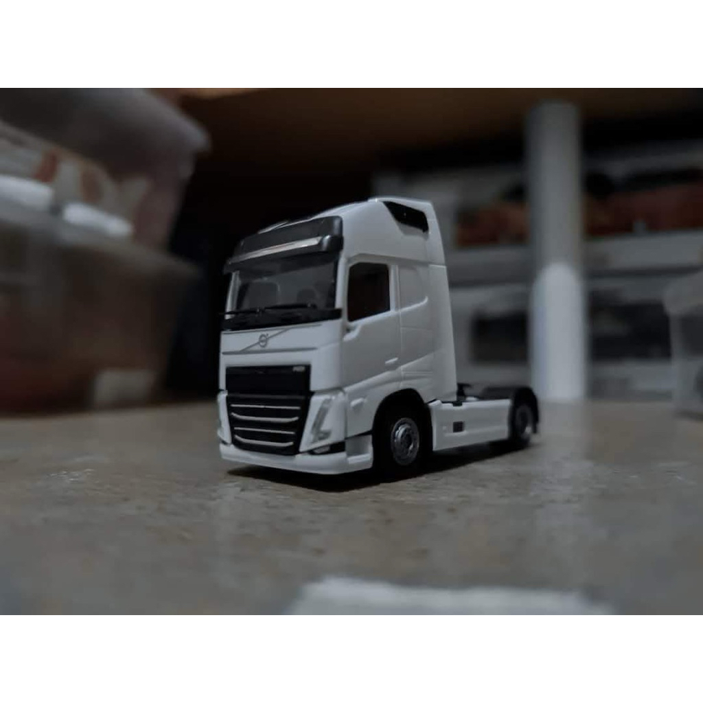 Herpa Volvo FH Skala 1/87