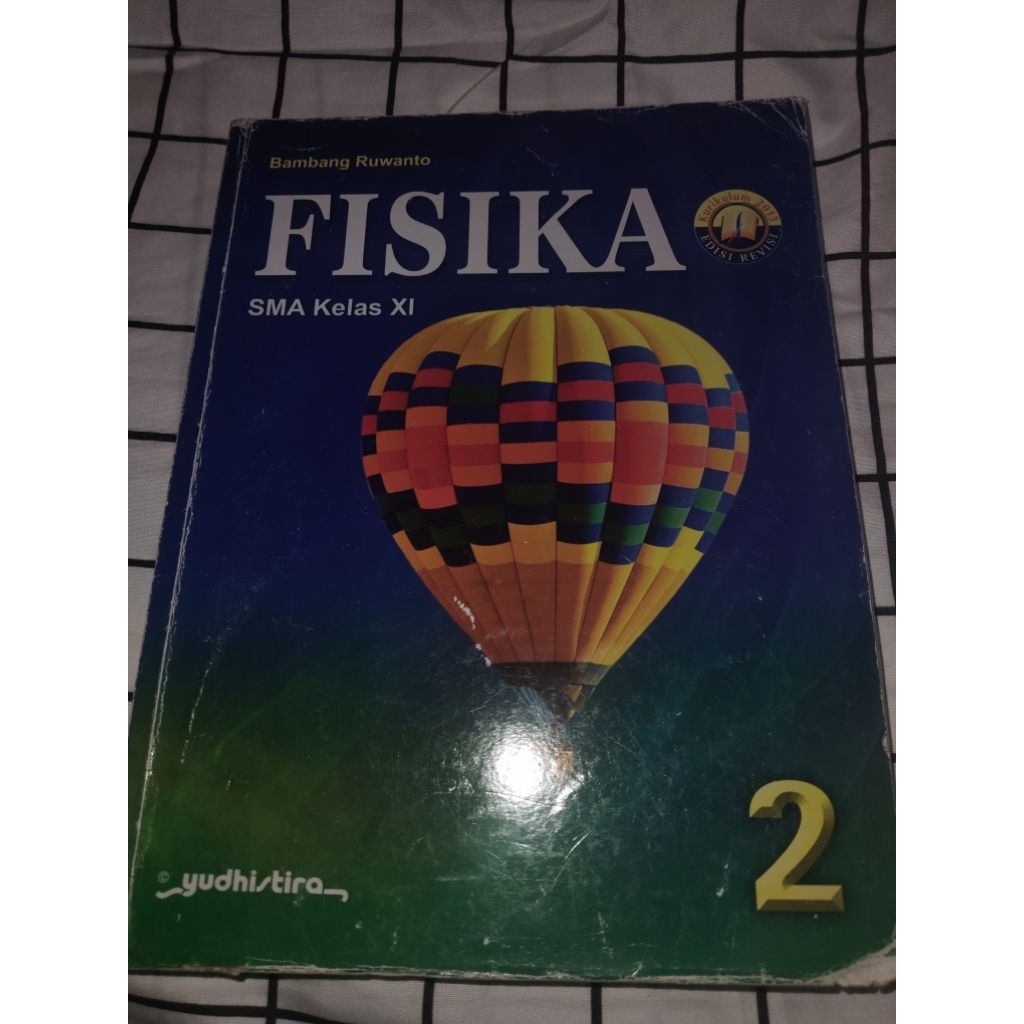 Preloved FISIKA SMA Kelas 11 yudhistira
