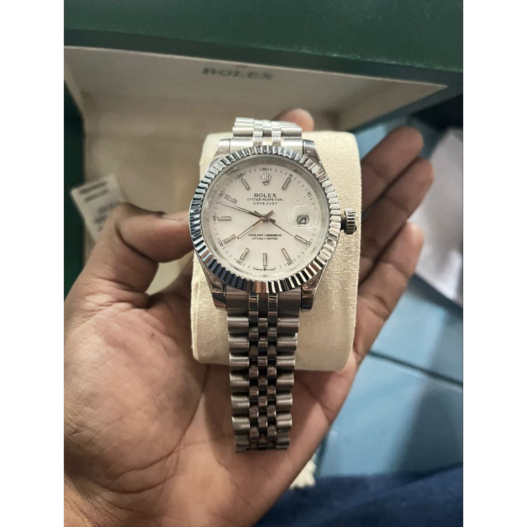 NEGO jam tangan ROLEX Automatic bekas berkualitas . kelengkapan surat" dan dosbuk