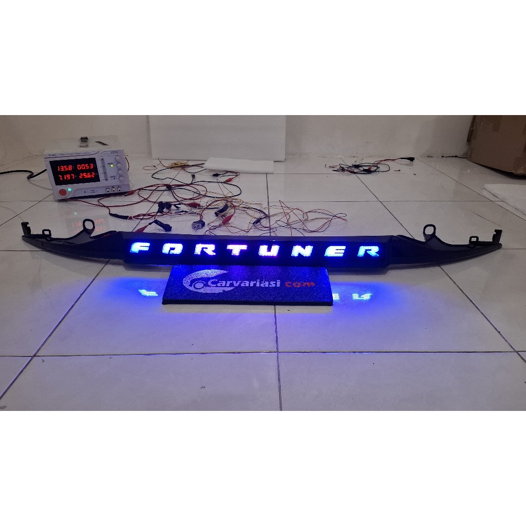 TRUNKLID FORTUNER 2016-2024 LED Trunklid RGB Fortuner VRZ 2016
