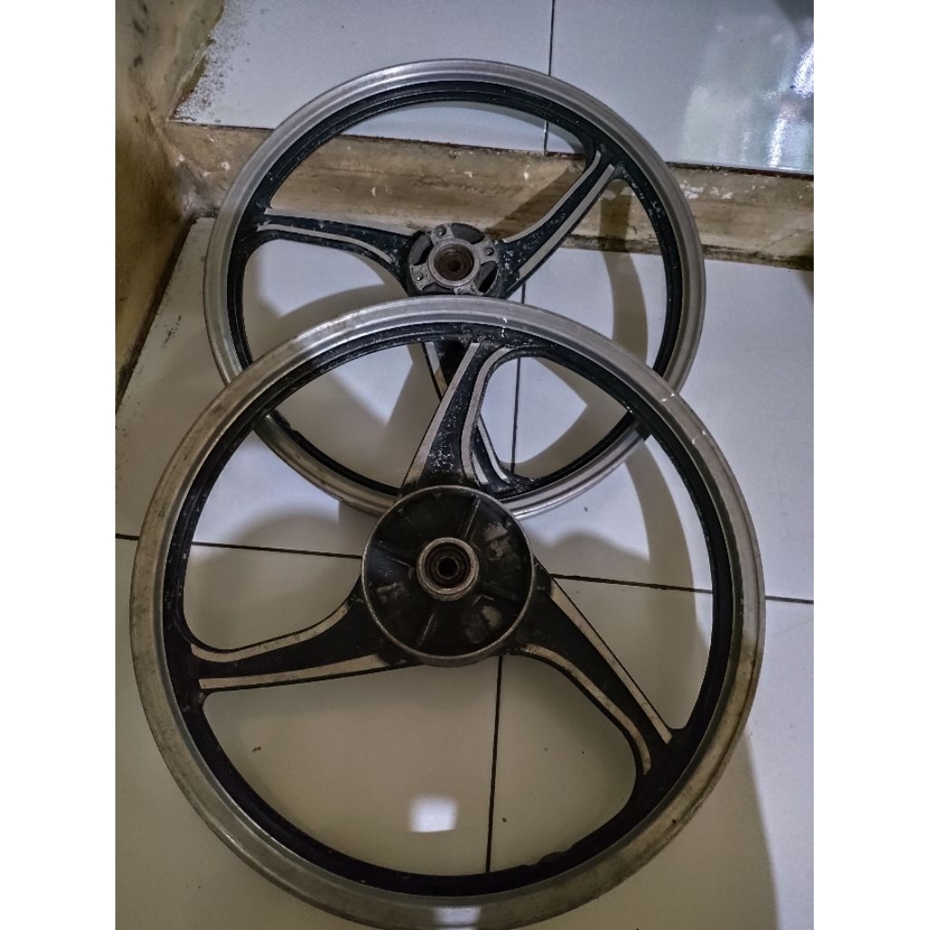 velk velg racing agiva palang 3 Suzuki smash Shogun copotan