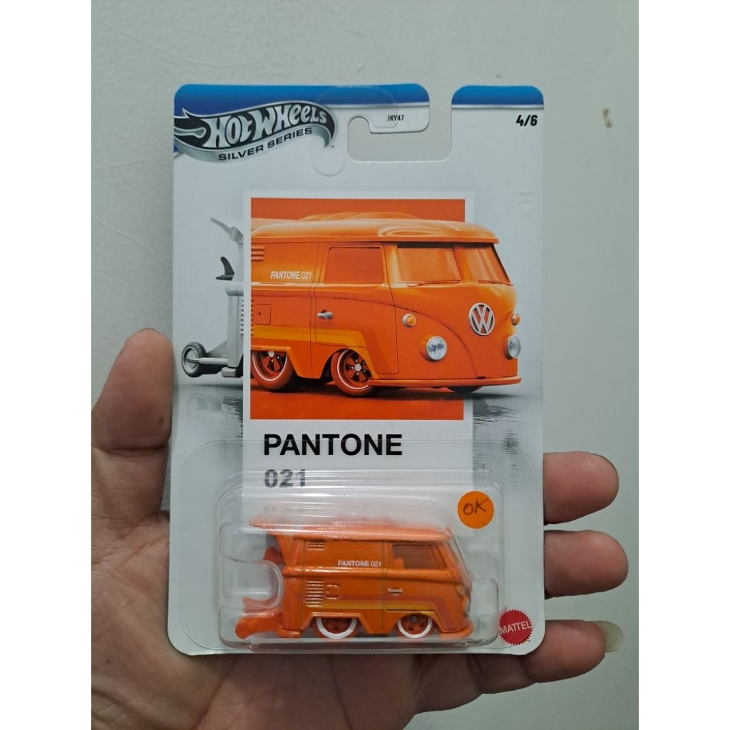 Hot wheels Cool Combi Pantone