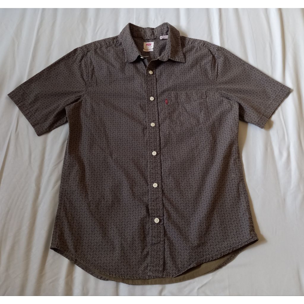 Kemeja Levi's