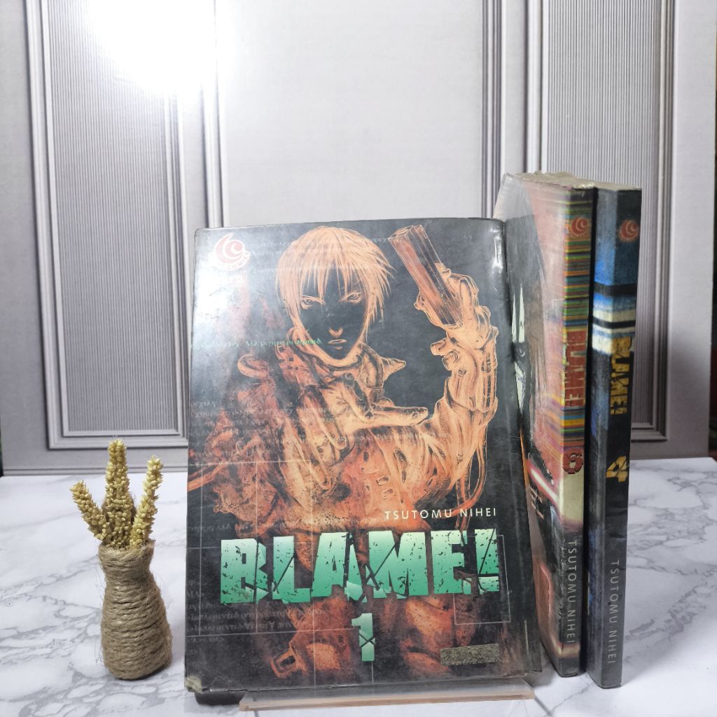 Komik Blame Exrent Cabutan