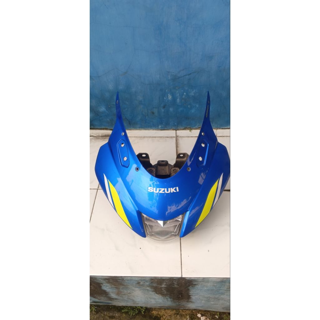 Headlamp + Kedok GSX R 150 Bekas