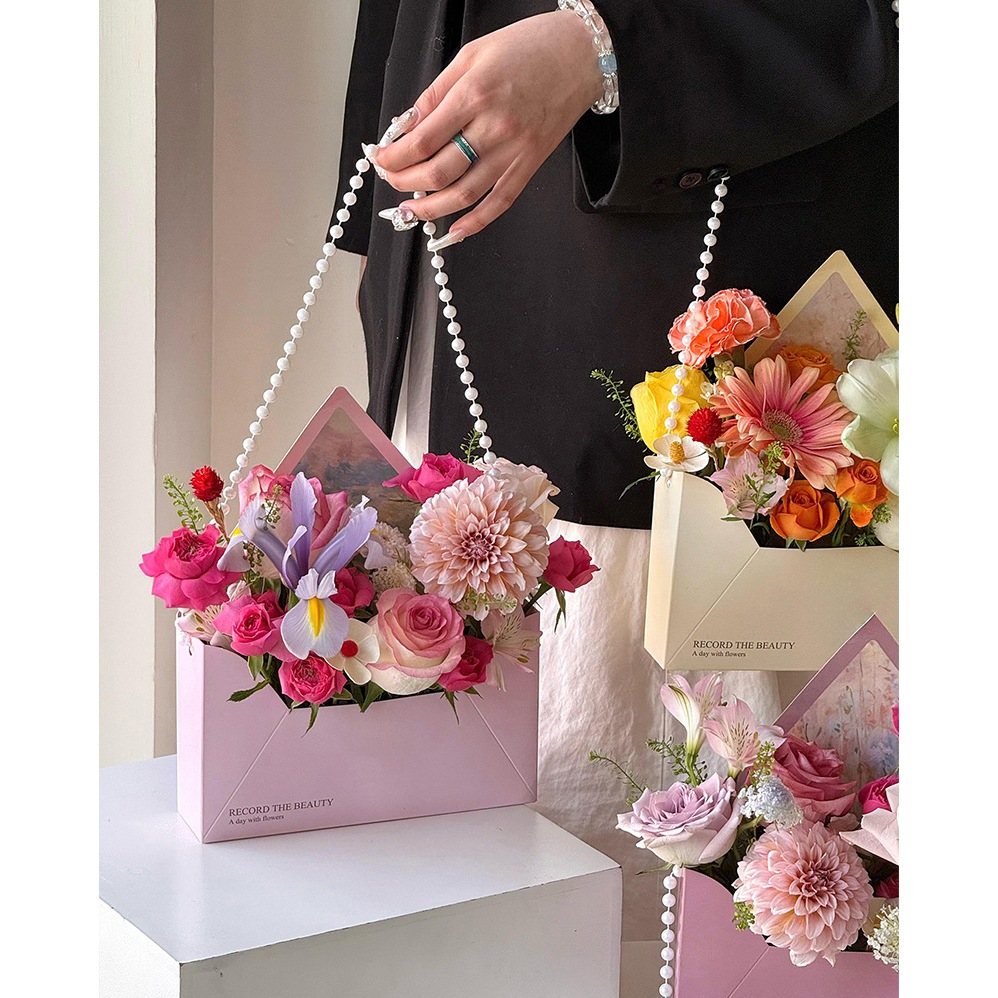 ENVELOPE FLOWER BOX / BOX BUKET BUNGA MOTIF AMPLOP VALENTINE