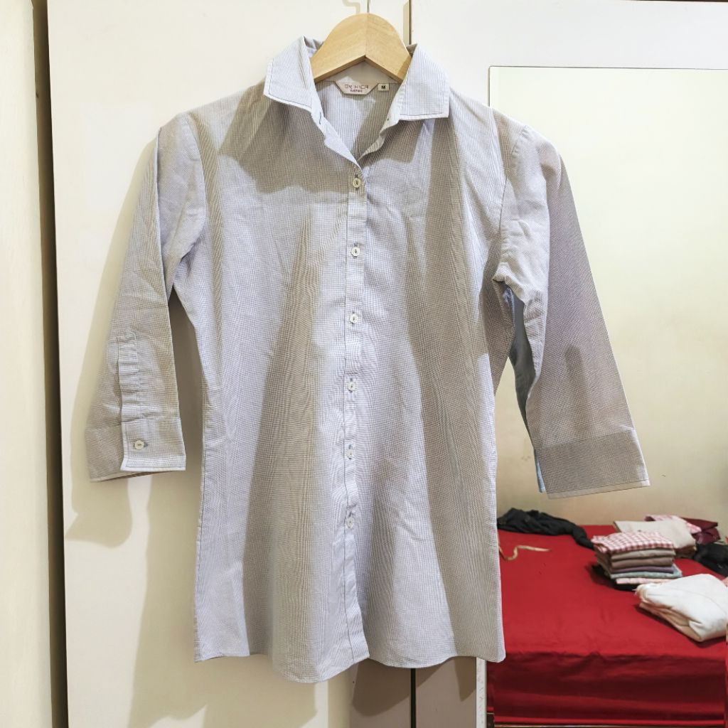 PRELOVED - Kemeja Slim Fit