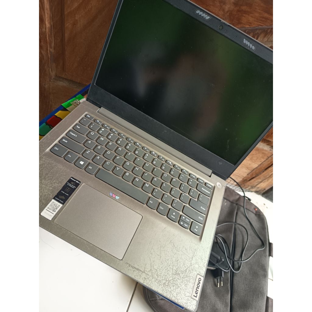 Laptop Lenovo ideapad 3 second