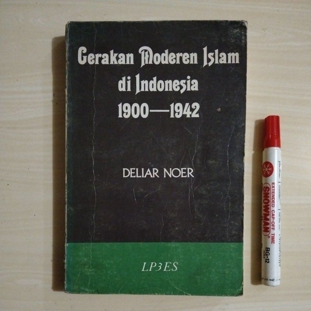GERAKAN MODEREN ISLAM DI INDONESIA 1900-1942 - DELIAR NOOR - Buku Bekas Murah Original - B8