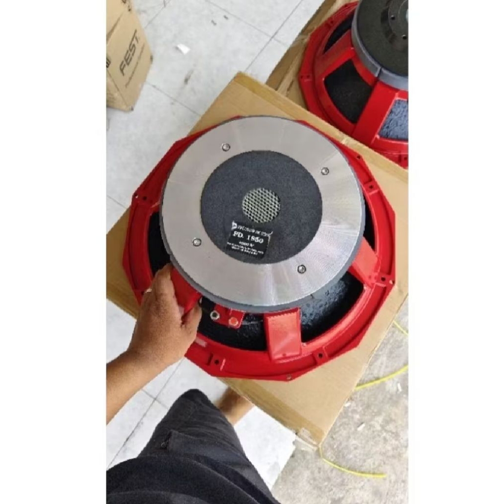 Spiker PD 1850M Speaker PD1850Merah18Inch VC5Subwoofer
