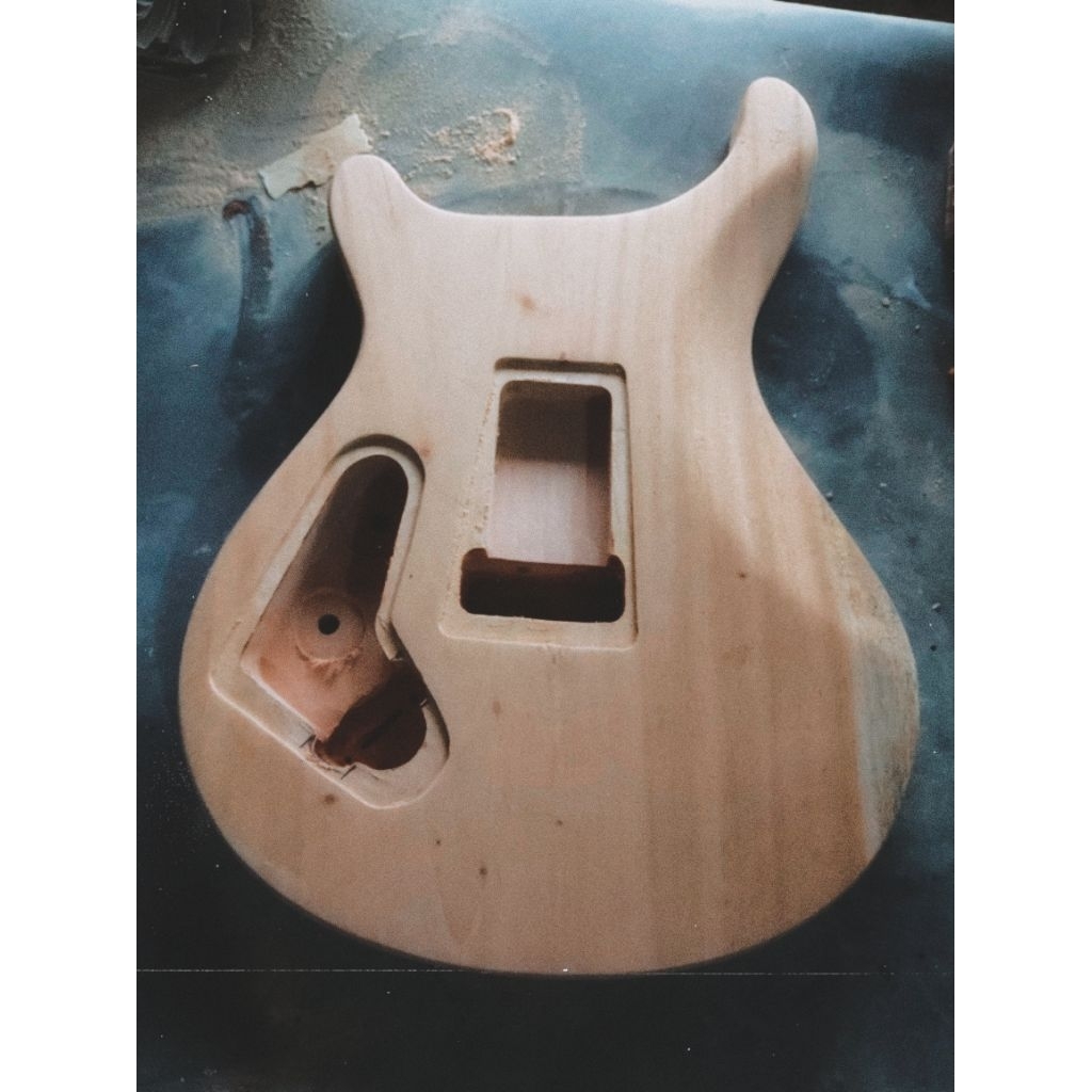 Body PRS Custom 24