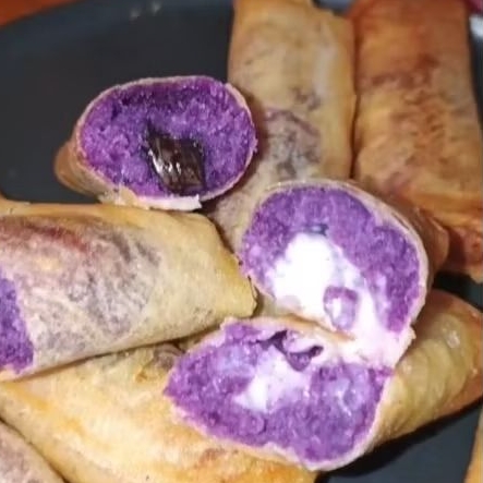 LUMPIA UBI UNGU COKLAT KEJU