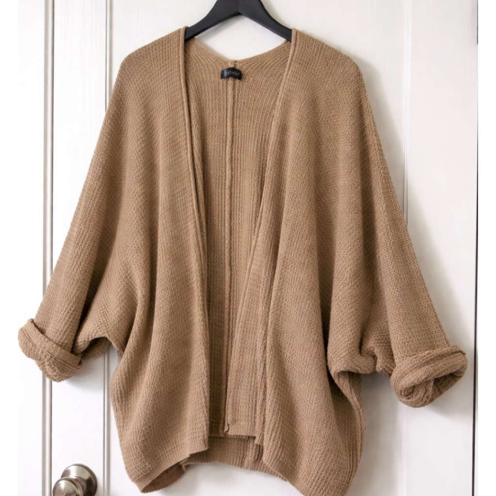 Preloved Cardigan Rajut Cream Brand Luneta