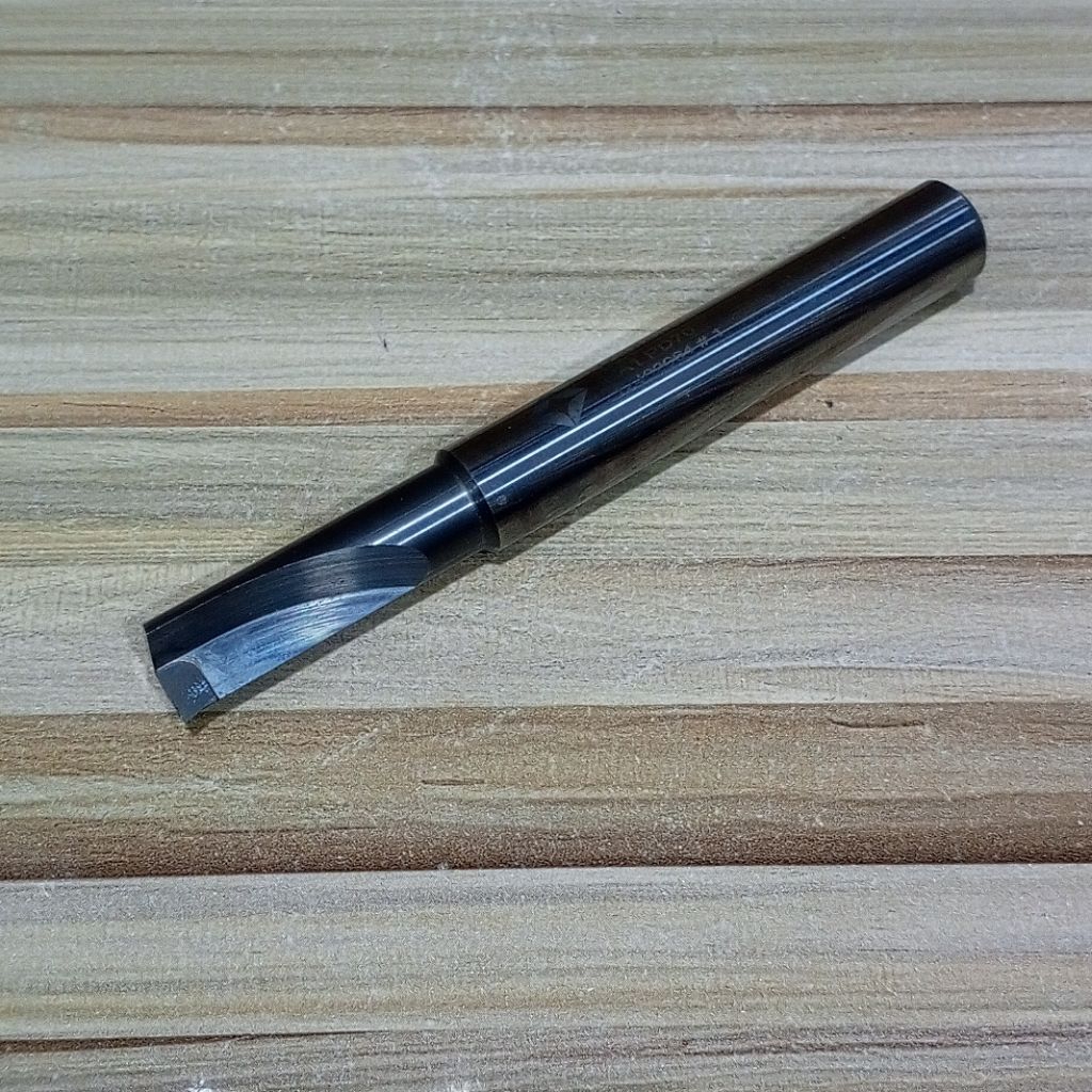 Holder Boring PCD Diamond Holder Bubut Dalam 10mm Gagang 12mm Full Carbide Bekas