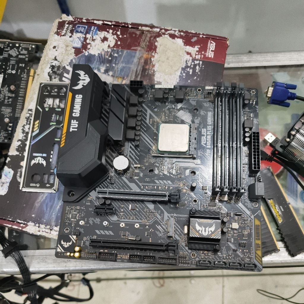 mainboard asus tuf gaming b450m ddr4 + procsesor amd ryzen 5 3600xt