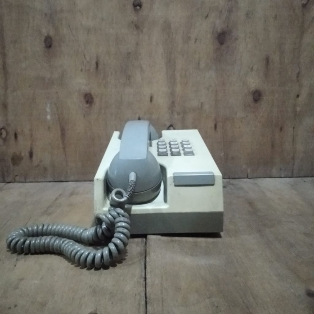 Telepon rumah telepon kabel jadul antok vintage lawas kuno