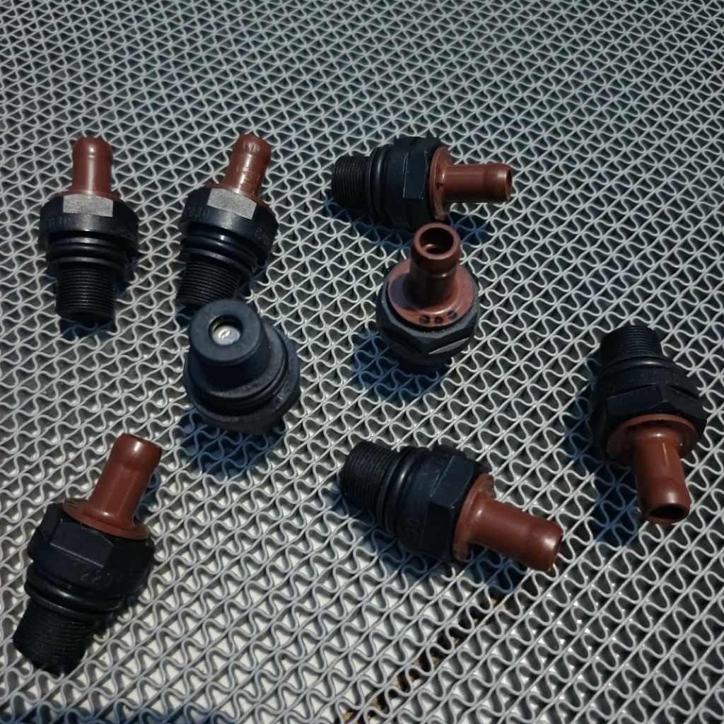 Valve pvc pcv Innova bensin Fortuner bensin Hilux bensin