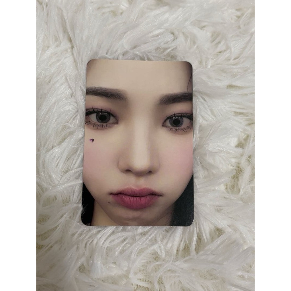 PHOTOCARD KARINA GIRLS ZOOM KARZOM AESPA OFFICIAL