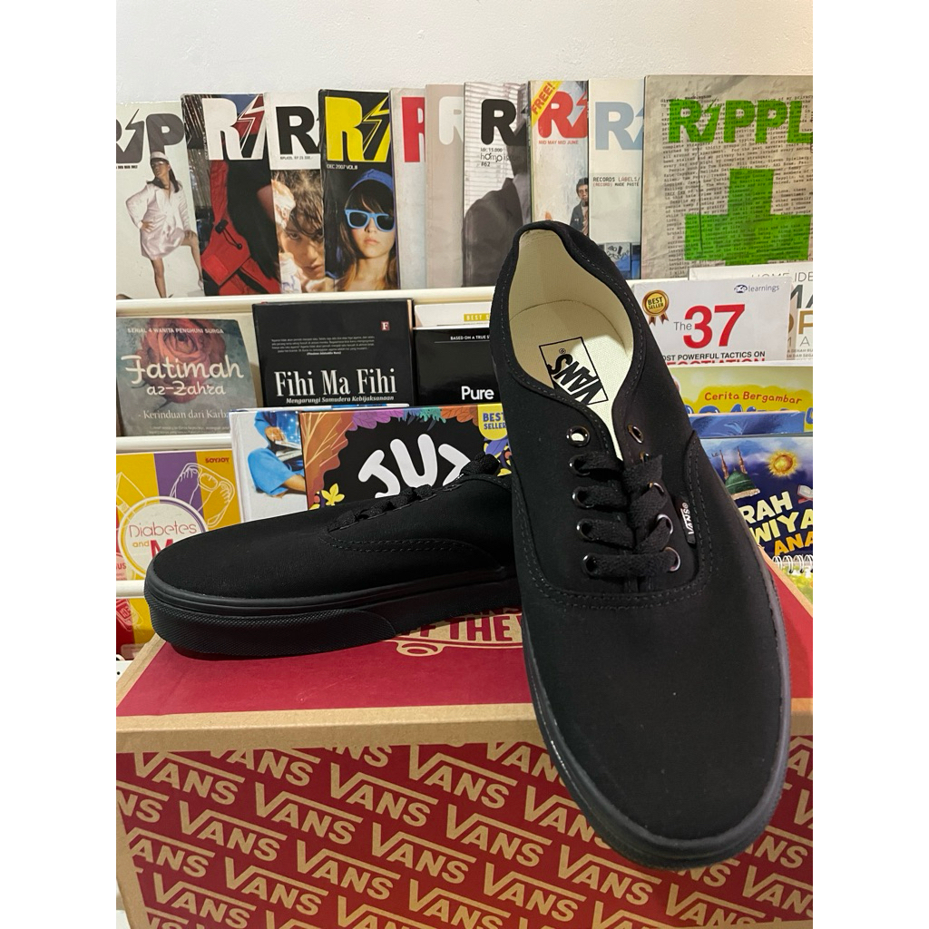 Sepatu Vans Authentic All Black Sz 43 Original Navya