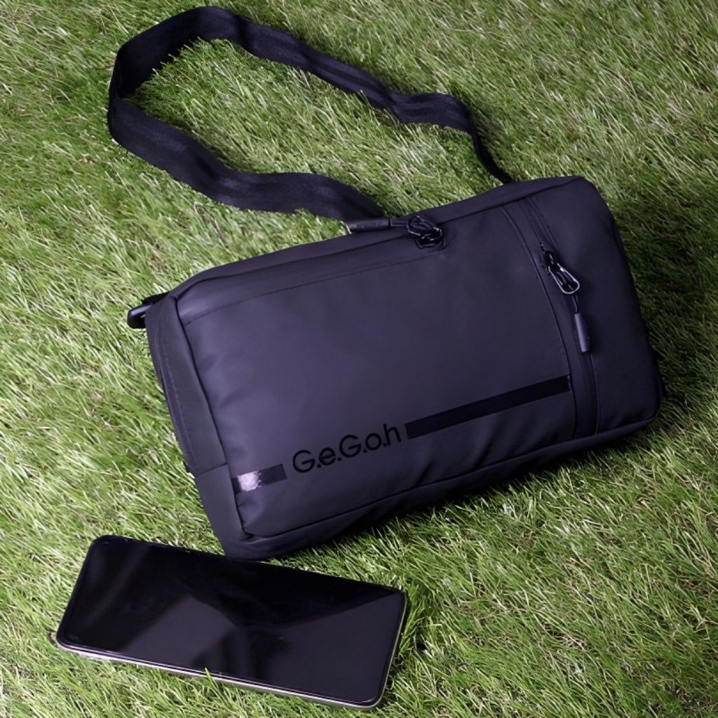 Tas selempang anti air - cocok cowok dan cewek - dompet HP waterproof  - tas gantungan leher - hangi