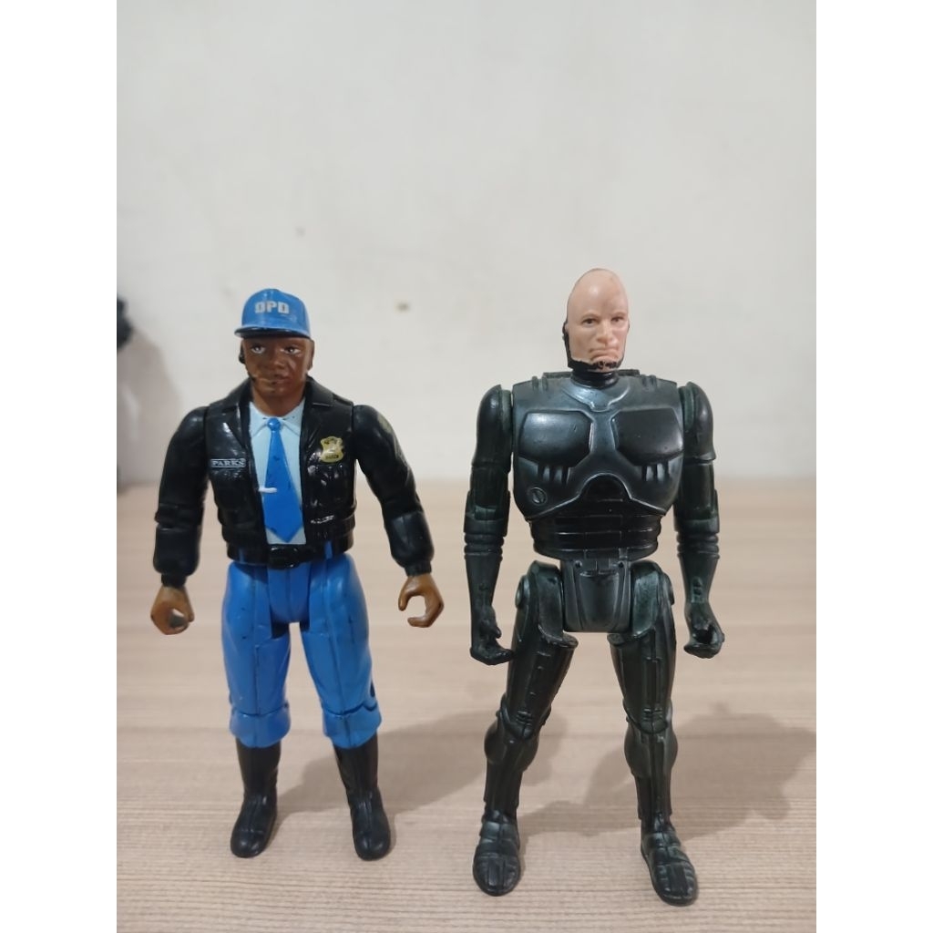 set Figur Robocop & teman robocop