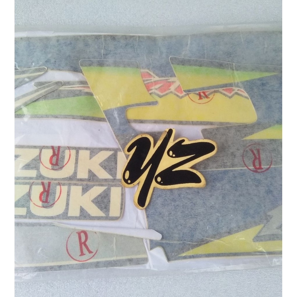 striping list polet stiker Suzuki Satria hiu 2 tak bodi biru hitam