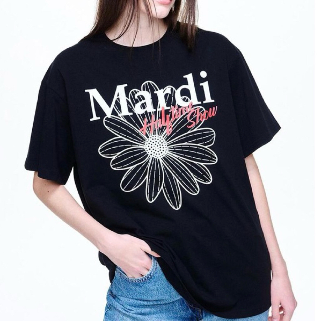 Preloved Kaos Mardi Mercredi Flower White Text Red Black Tshirt Original