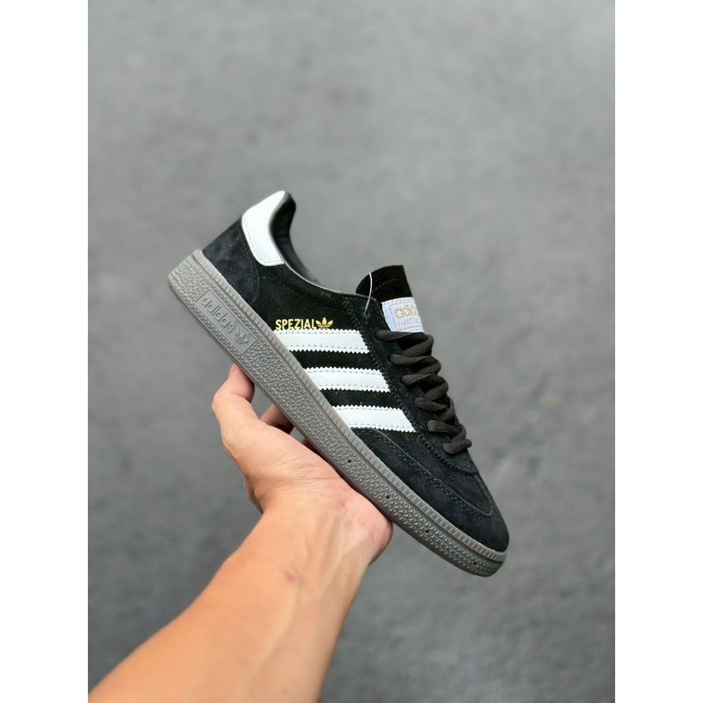 Adidas Spezial Black